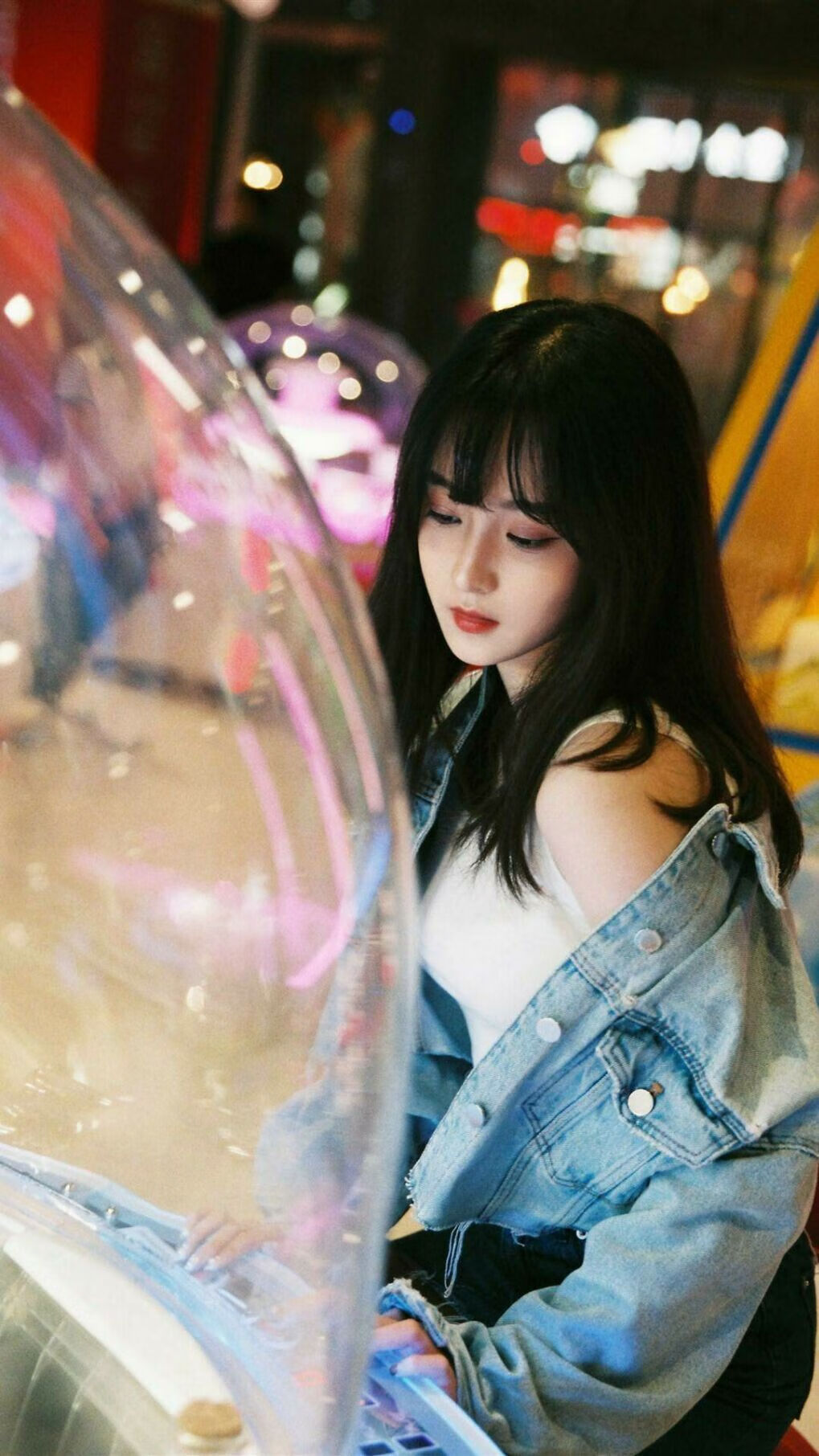 五大联赛新秀球员场均贡献值是否超过经验球员，五大联赛球员平均年薪