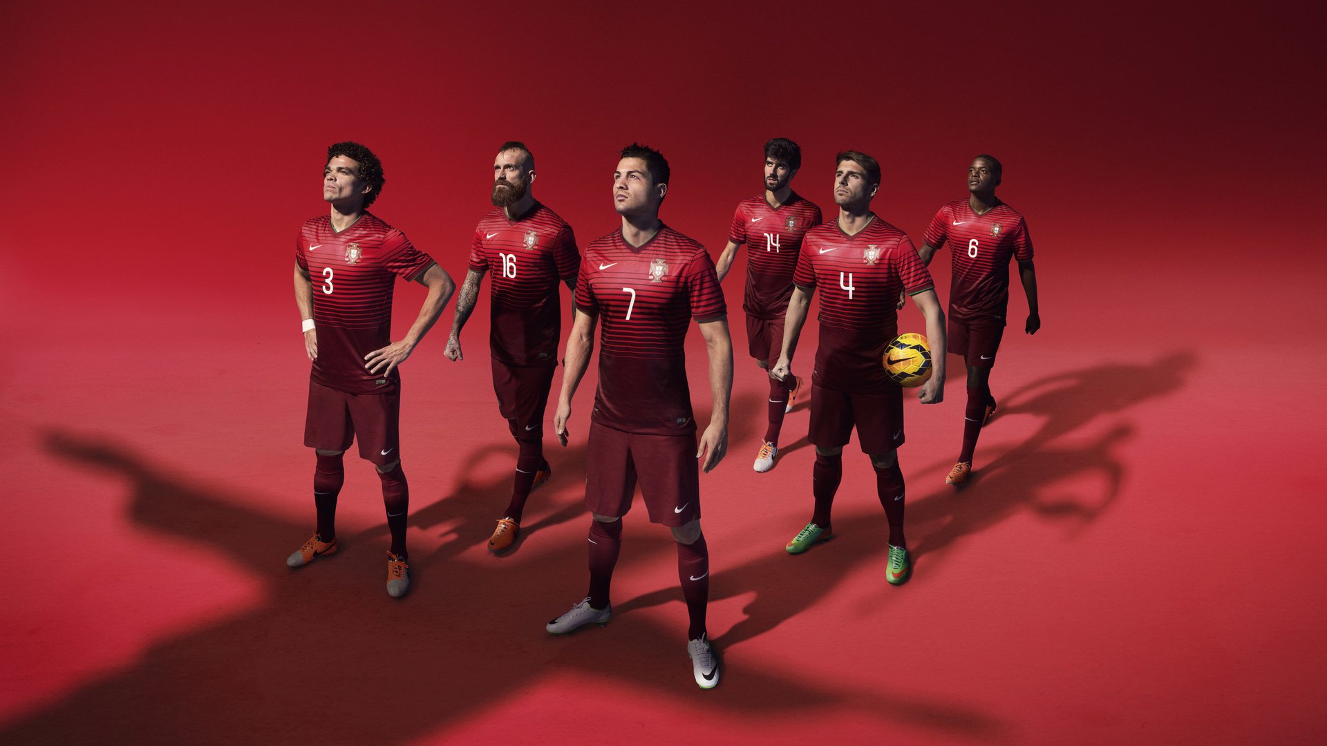 开云官方网页登录-欧洲杯决胜轮：战术调整带来意想不到的最终胜利，欧洲杯决赛胜负预测